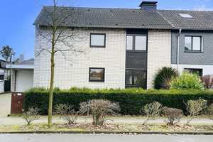 Mülheim a.d.Ruhr-Speldorf: Großzügig u. ruhig Wohnen im 2-Parteienhaus in guter Lage mit gr. Garage. – Mülheim an der Ruhr – Vorschaubild 2