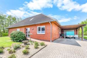Großzügiges Einfamilienhaus in ruhiger Lage – Die vollständige Adresse der Immobilie erhältst du vom Anbieter., 25920 Stedesand – Vorschaubild 2