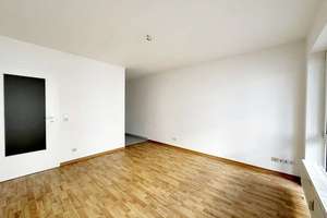 "Renditestarke 2-Zimmer-Wohnung mit Balkon, Tiefgaragenstellplatz und Aufzug in TOP-Lage" – Arthur-Bretschneider-Straße 15, 9113 Schloßchemnitz, Chemnitz – Vorschaubild 6