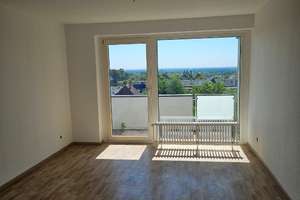 Wohnung mit Weitblick! 2 Zi- Wohnung, Balkon in Bi- Brackwede zu verkaufen. – 33647 Brackwede, Bielefeld – Vorschaubild 3