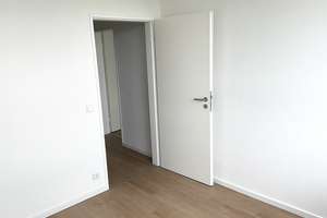 3-Zimmer-Wohnung + 2 Loggien! Frisch renoviert, separate Küche, Wannenbad, Aufzug – Gropiusweg 15, 44801 Querenburg, Bochum – Vorschaubild 8