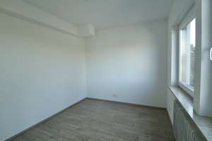 Großzügiges modernisiertes Reiheneckhaus mit Garten und Garage in toller Lage von Lörrach-Salzert – Arend-Braye-Straße 40, 79540 Lörrach – Vorschaubild 6