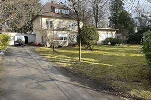 Gepflegtes 7-Zimmer Haus in München Solln mit 250 m² Wohnfläche möbliert für 1-3 Jahre zu vermieten  – Die vollständige Adresse der Immobilie erhältst du vom Anbieter., 81477 Solln, München – Vorschaubild 2