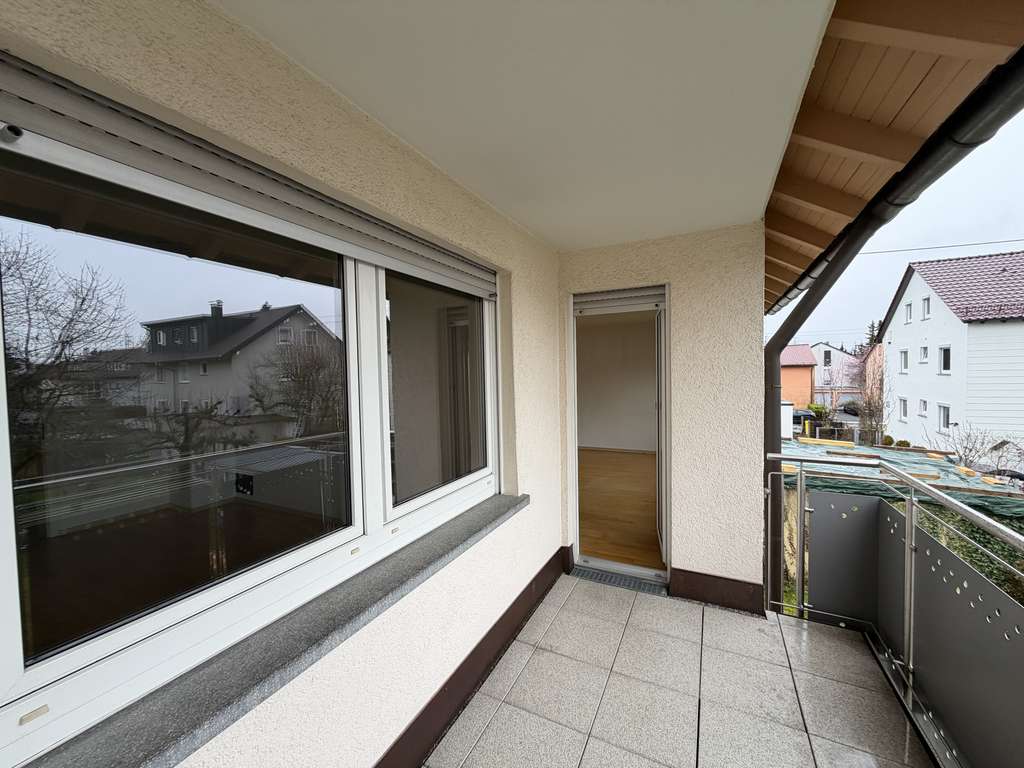 Immobilie in Korb - Helle und sehr schöne 3,5 Zi- Wohnung mit Balkon und Stellplatz in Korb - Bild 3