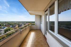 Über den Dächern von Perlach – Sonnige 2-Zimmer-Wohnung mit traumhaftem Weitblick – Die vollständige Adresse der Immobilie erhältst du vom Anbieter., 81737 Neuperlach, München – Vorschaubild 3