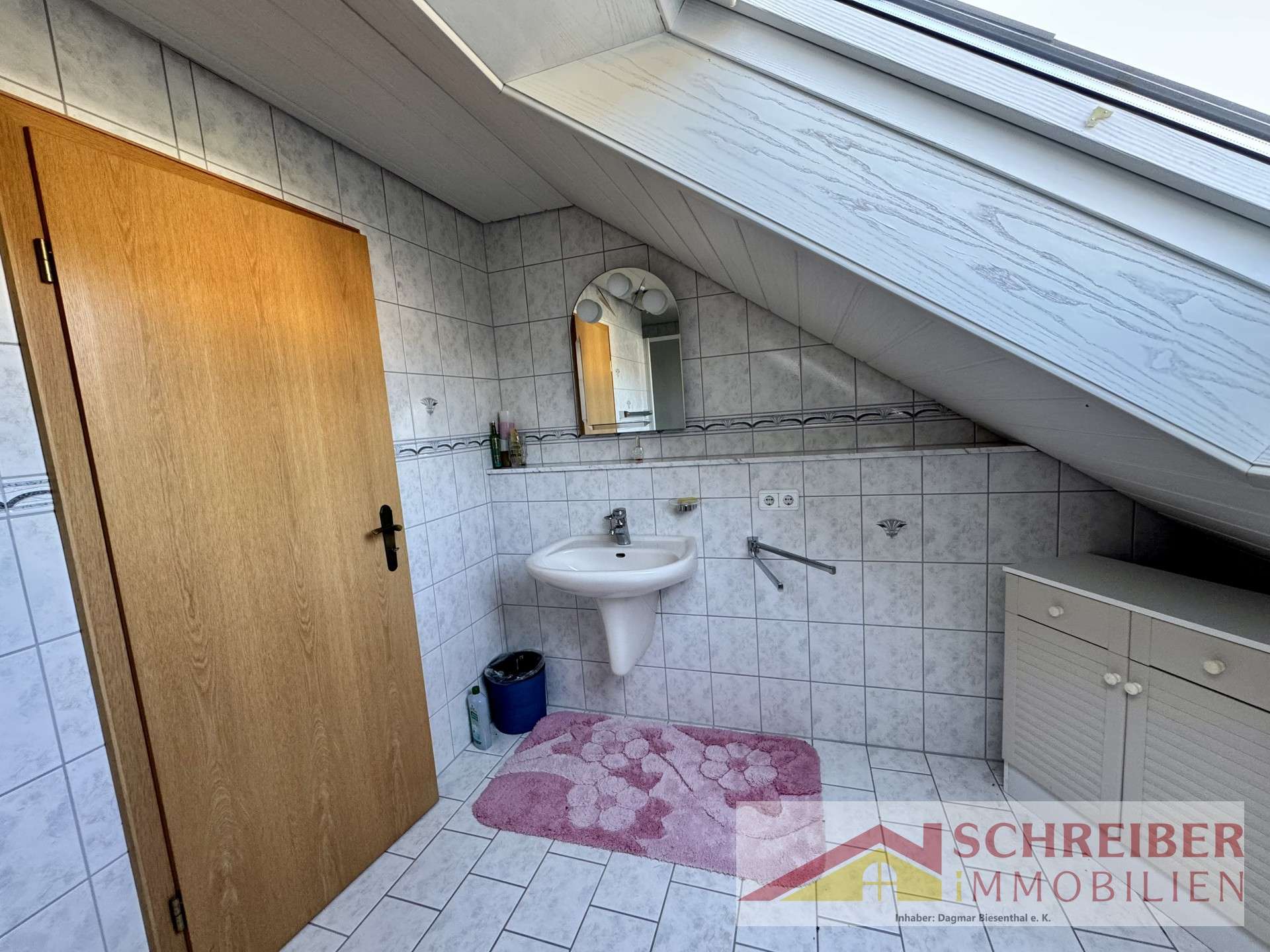 Immobilie in Bad Laasphe - Gepflegtes, großzügiges Einfamilienhaus in Bad Laasphe - Niederlaasphe zu verkaufen - Bild 4