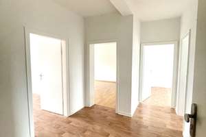 gemütliche 3- Zimmer-Wohnung in der Innenstadt (WG geeignet!)