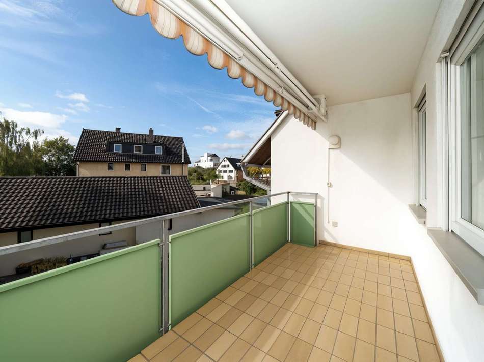 qiomY2a38g7KXaAW8Ye5GMrE-big 2