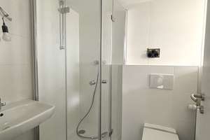 Modernisierte DHH inkl. 196m² Wohnfl., Garage, Balkon, Terrasse uvm. – Tillostraße 22, 79848 Bonndorf im Schwarzwald – Vorschaubild 5