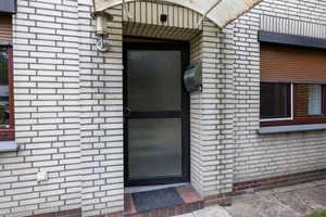 *** NEUER PREIS - NEBENGEBÄUDE und GUTE LAGE für FAMILIEN - BEZUGSFREI - GARAGE *** – Delmenhorst – Vorschaubild 2