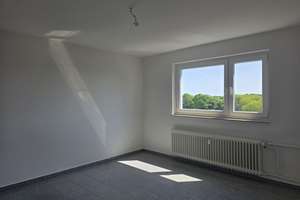 TOP sanierte 3 Zimmer Wohnung mit Balkon, Wohnberechtigungsschein erforderlich – Kurt Schumacherstraße 374, 45894 Buer, Gelsenkirchen – Vorschaubild 5