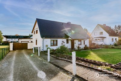 + FAMILIENTRAUM mit großem Garten + Charmantes Haus mit vielen Möglichkeiten
