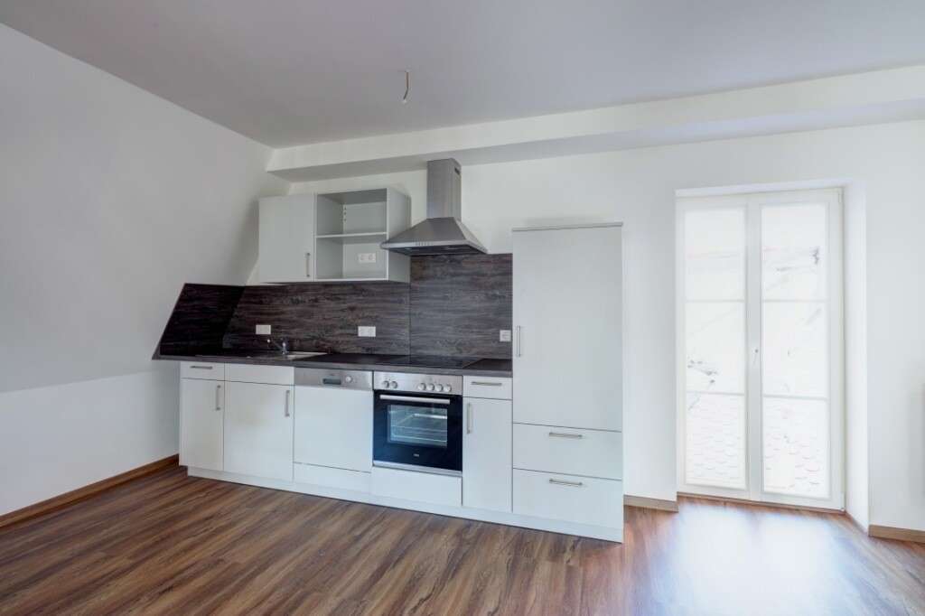 Immobilie in Dinkelsbühl - Denkmalgeschützes modernisiertes Mehrfamilienhaus mit Gewerbeeinheit *komplett vermietet* - Bild 6