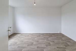 ** AB JUNI ** - frisch renovierte 2-Zimmer-Wohnung in DD-Prohlis! – Albert-Wolf-Platz 2, 1239 Prohlis-Süd, Dresden – Vorschaubild 7