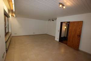 sanierungsbedürftiges Reihenhaus / Hanglage in schöner Siedlungslage - 748 – Die vollständige Adresse der Immobilie erhältst du vom Anbieter., 84347 Pfarrkirchen – Vorschaubild 26