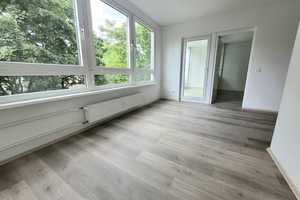 Attraktive 3-Zimmer-Wohnung mit Balkon und Aufzug! – Philosophenweg 11, 45279 Essen – Vorschaubild 1