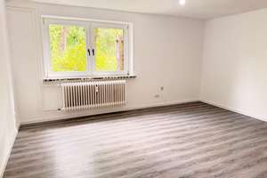 Erstbezug: Helle 2-Zimmer-Wohnung mit barrierearmen EG-Charakter