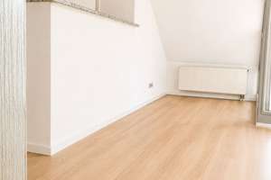 Jetzt profitieren: 1. Monat kaltmietfrei! Helle 2-Zimmer-Wohnung mit Balkon in Saarbrücken – Koßmannstraße 42, 42a, 66119 St. Arnual, Saarbrücken – Vorschaubild 3