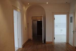 Charmante 5-Zimmer-Wohnung mit Balkon 