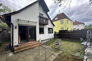 Einfamilienhaus in München-Riem sucht neue Eigentümer – Die vollständige Adresse der Immobilie erhältst du vom Anbieter., 81829 Trudering-Riem (Ortsteil), München – Vorschaubild 2