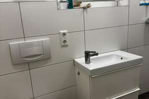 Stuttgart-Bergheim: Kompakte 2-Zimmer-Wohnung – Die vollständige Adresse der Immobilie erhältst du vom Anbieter., 70499 Bergheim, Stuttgart – Vorschaubild 9