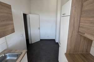 3 Zimmerwohnung mit Balkon inmitten der Bielefelder Stadt – Die vollständige Adresse der Immobilie erhältst du vom Anbieter., 33613 Mitte, Bielefeld – Vorschaubild 6