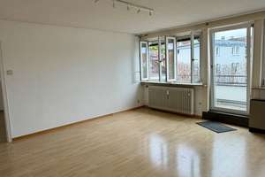Charmante 3,5-Zimmer-Dachgeschosswohnung mit neuem Bad in attraktiver Citylage am Wilhelmsplatz – Die vollständige Adresse der Immobilie erhältst du vom Anbieter., 70182 Heusteigviertel, Stuttgart – Vorschaubild 3