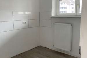 Hagen - Elberfelder Str. 76 , Attraktive 3,5-Zimmer-Wohnung, geh. Innenausstattung  – Elberfelder Str. 76, 58095 Mittelstadt, Hagen – Vorschaubild 7