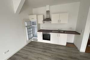 Geräumige 2 Zimmer- Wohnung mit Wohnküche, Balkon und Duschbad im Dachgeschoss – Vorwerker Str. 107, 23554 Sankt Lorenz Nord, Lübeck – Vorschaubild 5