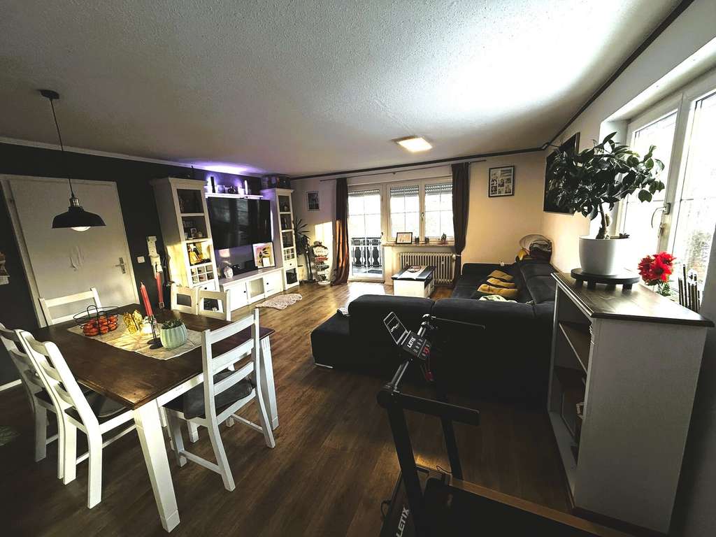 Immobilie in Kraiburg - Zweifamilienhaus in Weilerlage mit Freisitz, Werkstatt und Großgarage - Bild 4