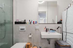 Bezugsfreie 3-Zimmerwohnung mit Balkon und zwei Badezimmern im Herzen der City West – Spichernstraße 9, 10777 Wilmersdorf, Berlin – Vorschaubild 15