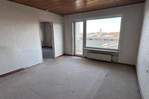 "Renovierungsbedürftige 3-Zi.-OG-ETW mit tollem Blick in Stuttgart-Rot" – Die vollständige Adresse der Immobilie erhältst du vom Anbieter., 70437 Rot, Stuttgart – Vorschaubild 3