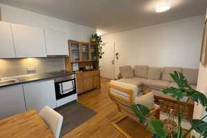 🏡 Zwischenmiete (09-12 2025) 2-Zimmer-Wohnung im Johann-Kontor (Hamburg-City) - Möbliert all incl. – Johanniswall 1, 20095 Hamburg – Vorschaubild 1