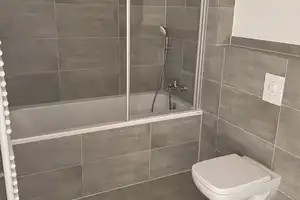 www.noltemeyer-hoefe.de • Top 3 - Zimmer Wohnung • Parkett • Einbauküche • Gäste-WC • Balkon – Noltemeyerhöfe 7, 38114 Braunschweig – Vorschaubild 8