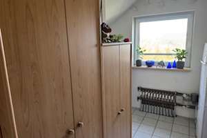 Sgn. Weidenau, modernes ( Bj. 96),  sehr geschmackvolles Wohnhaus mit hohem Wohnwert in Waldrandlage – Die vollständige Adresse der Immobilie erhältst du vom Anbieter., 57076 Weidenau, Siegen – Vorschaubild 21