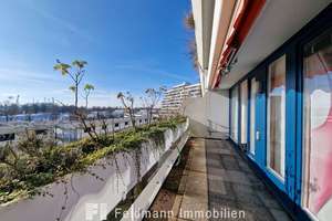 Toplage im Olympiadorf: Großzügiges Wohnen mit traumhafter Aussicht.