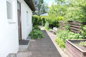Geräumiger Bungalow (erweiterbar) auf parkähnlichem Grundstück – Die vollständige Adresse der Immobilie erhältst du vom Anbieter., 85737 Ismaning – Vorschaubild 9
