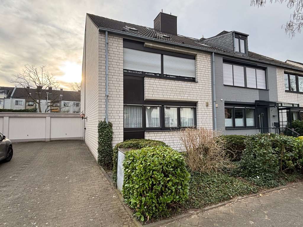 Schönes Reihenendhaus in Lörick