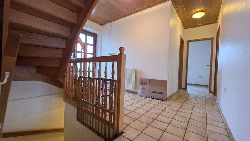 Immobilie in Tremsbüttel - Tremsbüttel: EFH (Bj. 83) +Garage/V´Keller, ca. 297m² Wohn-/Nutzfl., 6 Räume,  ca. 607m² Grundstück - Bild 8