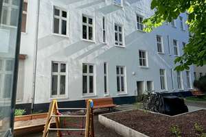 KAPITALANLAGE mitten im KIEZ |  vermietete 2-Zimmer-Altbau-Whg. | 2. OG | West-Balkon – Die vollständige Adresse der Immobilie erhältst du vom Anbieter., 10245 Friedrichshain, Berlin – Vorschaubild 10