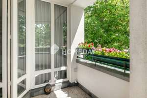 Solide Werte in begehrter Lage: Gepflegte Zwei-Zimmer-Wohnung mit Loggia – Die vollständige Adresse der Immobilie erhältst du vom Anbieter., 14169 Zehlendorf, Berlin – Vorschaubild 6