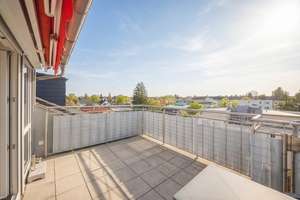 Charmante DG-Wohnung mit Südterrasse, Garten und TG zum sofortigen Bezug – Die vollständige Adresse der Immobilie erhältst du vom Anbieter., 81677 Josephsburg, München – Vorschaubild 6