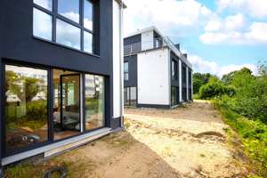 Modernes, lichtdurchflutetes Stadthaus mit Balkon, Dachterrasse und Wasserblick!!! – Neßdeich 22, 21129 Finkenwerder, Hamburg – Vorschaubild 18