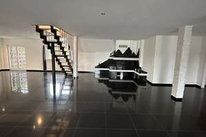 Großzügige Maisonette mit Loft-Charakter | Galerie, Kamin & separates Apartment – Penningsfelder Weg 103, 51069 Dellbrück, Köln – Vorschaubild 2