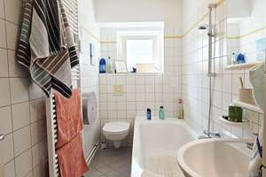 Freie 2-Zimmer-Wohnung mit West-Balkon, EBK und Stellplatz im grünen Zehlendorf-Süd! – Die vollständige Adresse der Immobilie erhältst du vom Anbieter., 14165 Zehlendorf, Berlin – Vorschaubild 8
