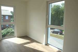 Modernes Wohnen mit Dachterrasse, Einbauküche und Außenstellplätzen – Neumünster – Vorschaubild 13