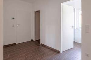Einziehen & wohlfühlen: Neu renovierte 2-Zimmer-Wohnung mit Loggia – 48163 Amelsbüren, Münster – Vorschaubild 11