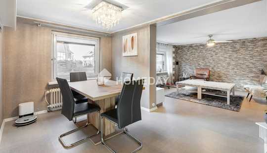 Bild von Zweifamilienhaus mit Gewerbeeinheit, großzügigem Grundstück und massivem Nebengebäude