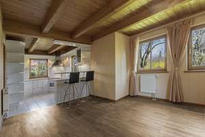 Haus im Landhausstil in ruhiger Lage mit Potenzial – Die vollständige Adresse der Immobilie erhältst du vom Anbieter., 83624 Otterfing – Vorschaubild 2