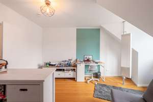 AIGNER - Modernes Wohnen auf zwei Ebenen: Charmante Dachgeschossmaisonette mit Charakter – Die vollständige Adresse der Immobilie erhältst du vom Anbieter., 81379 Obersendling, München – Vorschaubild 4